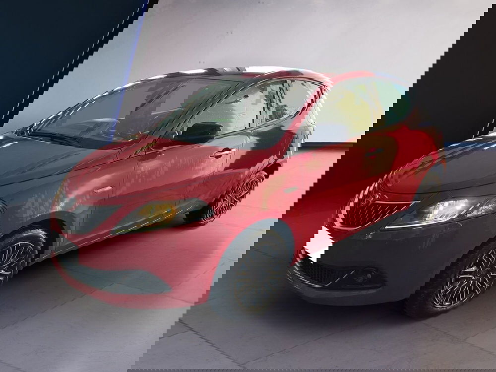 Lancia Ypsilon usata a Torino (3)