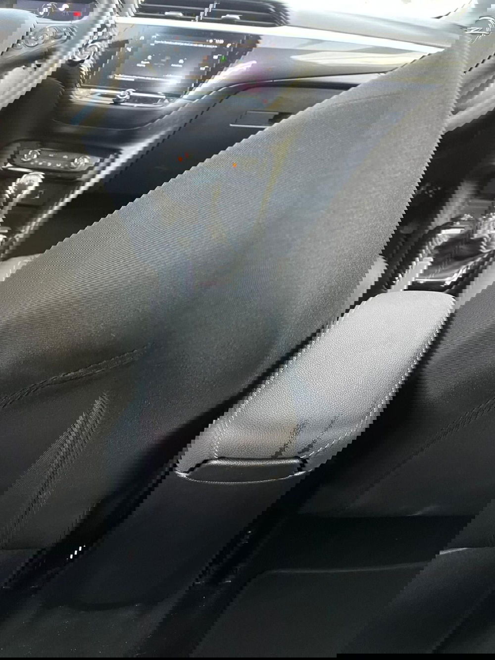 Opel Corsa usata a Milano (20)