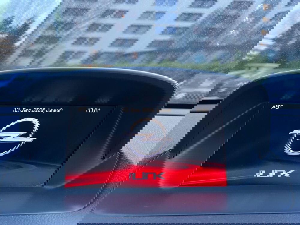 Opel Mokka usata a Milano (18)