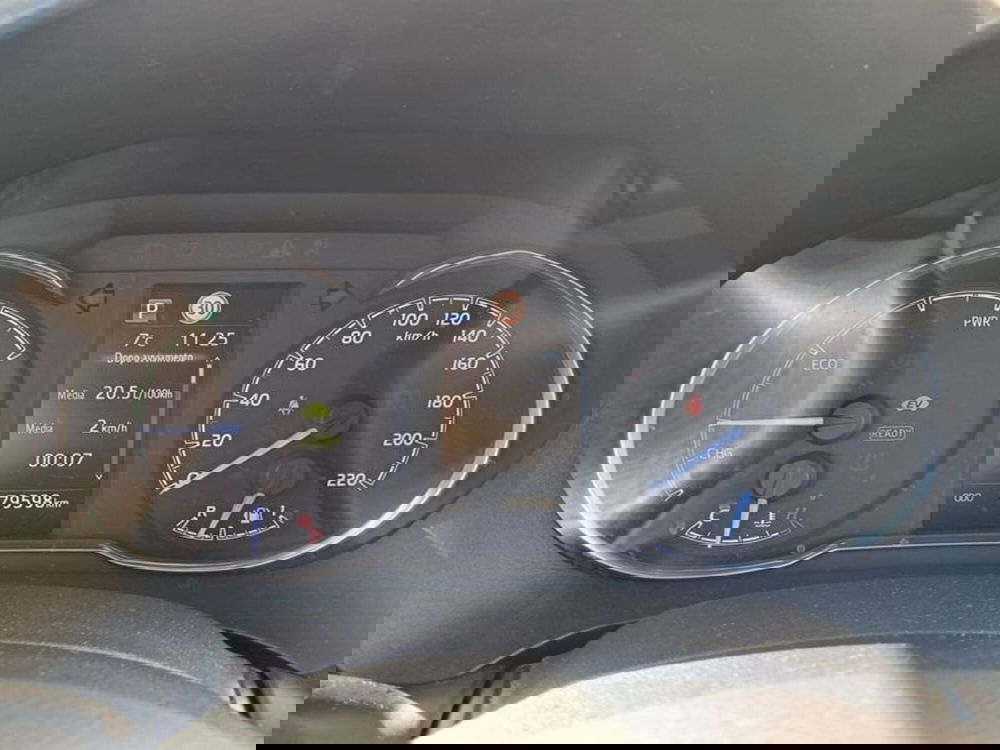 Toyota Yaris usata a Cagliari (18)