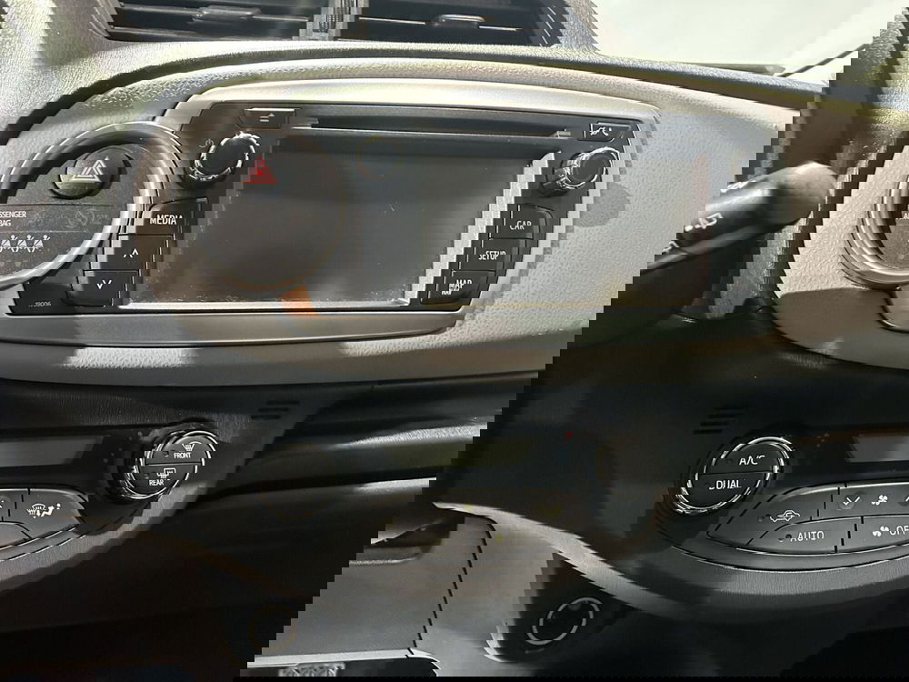 Toyota Yaris usata a Milano (16)