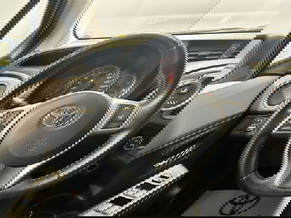 Toyota Yaris usata a Milano (8)