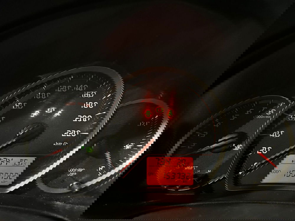 Toyota Yaris usata a Milano (9)