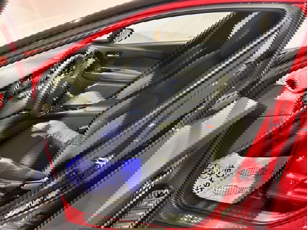 Toyota Toyota C-HR usata a Milano (11)