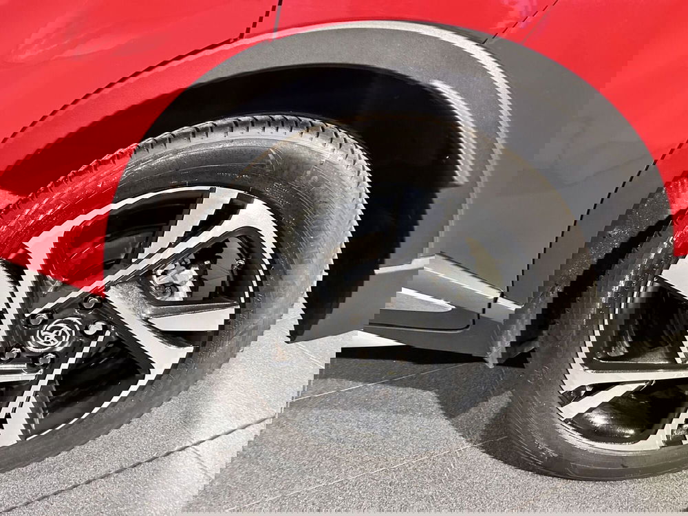 Toyota Toyota C-HR usata a Milano (14)