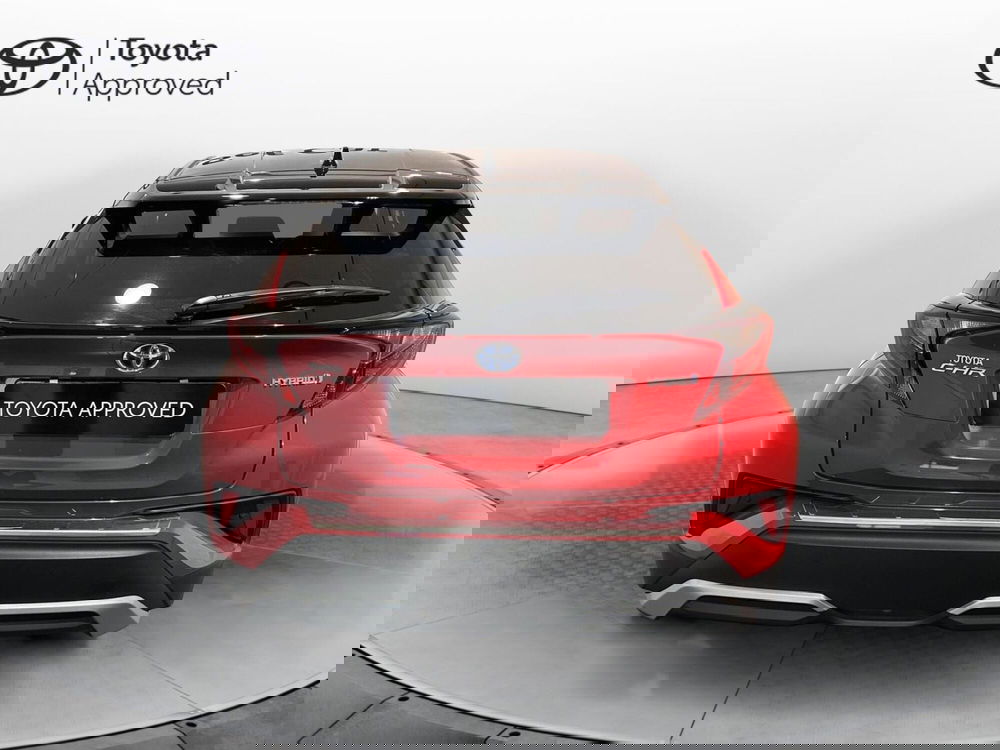 Toyota Toyota C-HR usata a Milano (4)