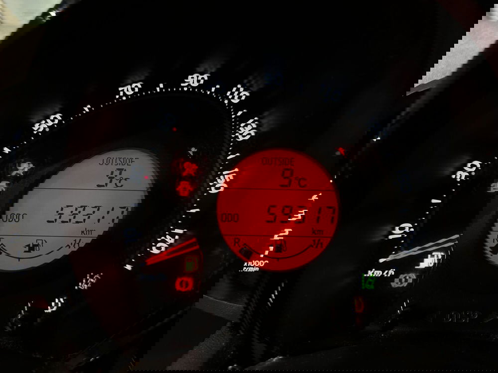 Toyota Aygo usata a Milano (13)