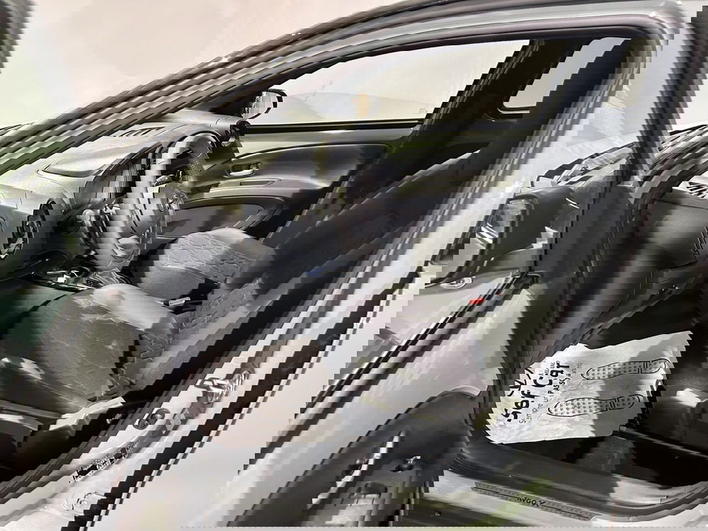 Toyota Aygo X usata a Milano (12)