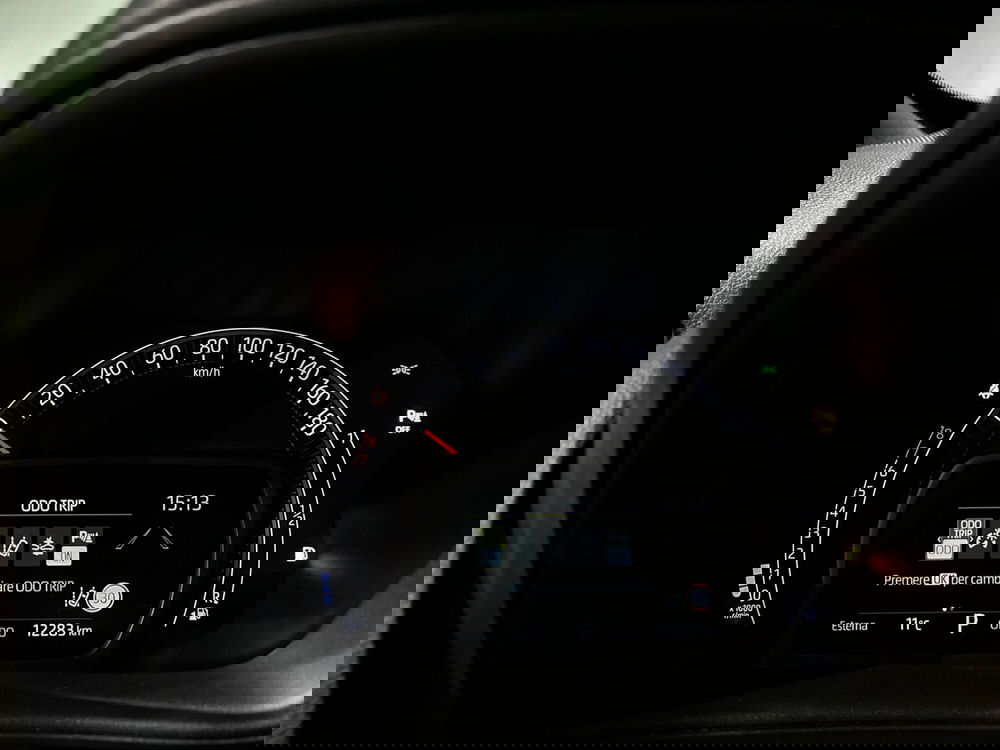 Toyota Aygo X usata a Milano (13)