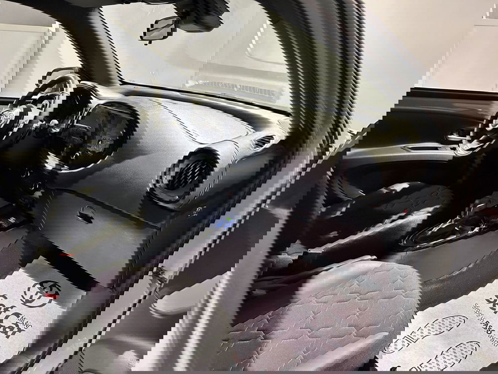 Toyota Aygo X usata a Milano (6)