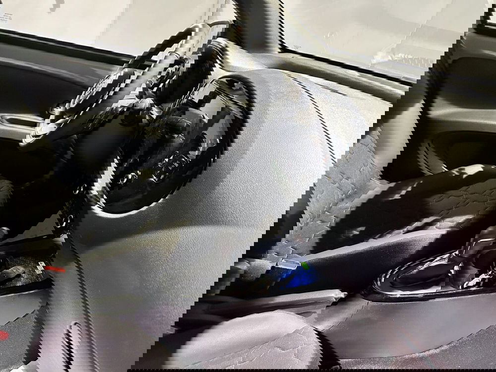 Toyota Aygo X usata a Milano (7)