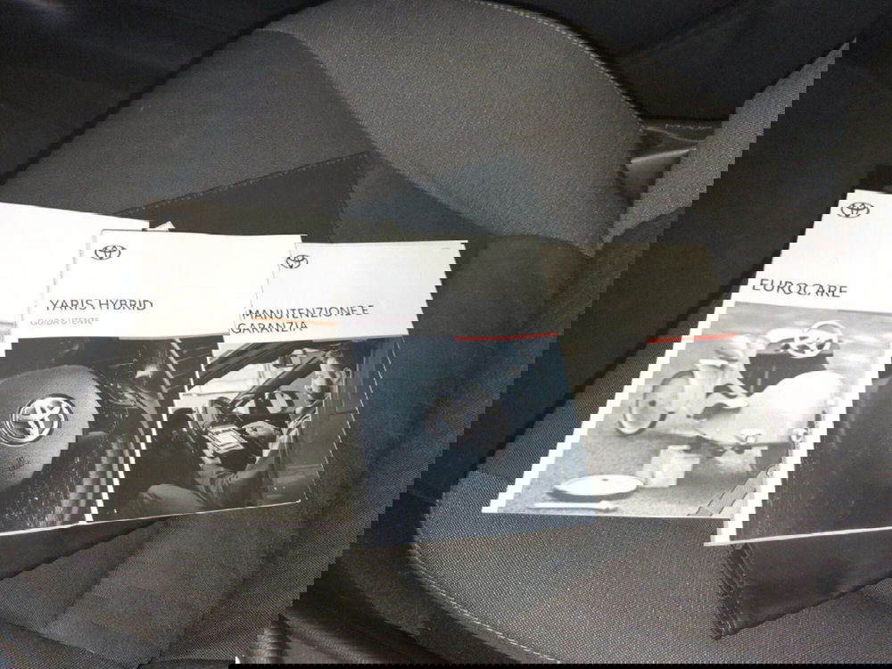 Toyota Yaris usata a Milano (17)