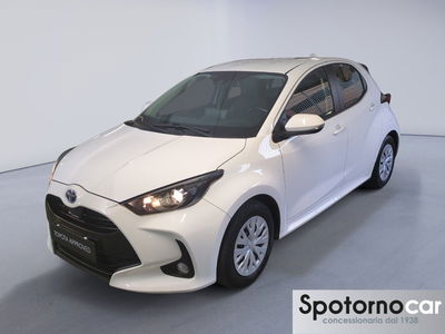 Toyota Yaris 1.5 Hybrid 5 porte Energy del 2022 usata a Milano