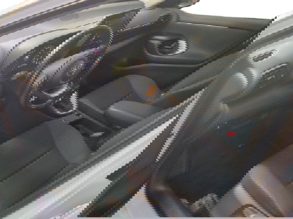 Toyota Yaris usata a Milano (12)