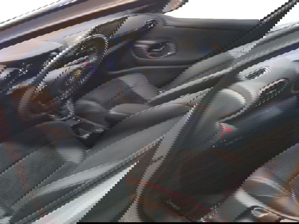 Toyota Yaris GR Sport usata a Milano (12)