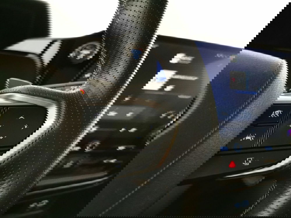 Lexus NX usata a Chieti (11)