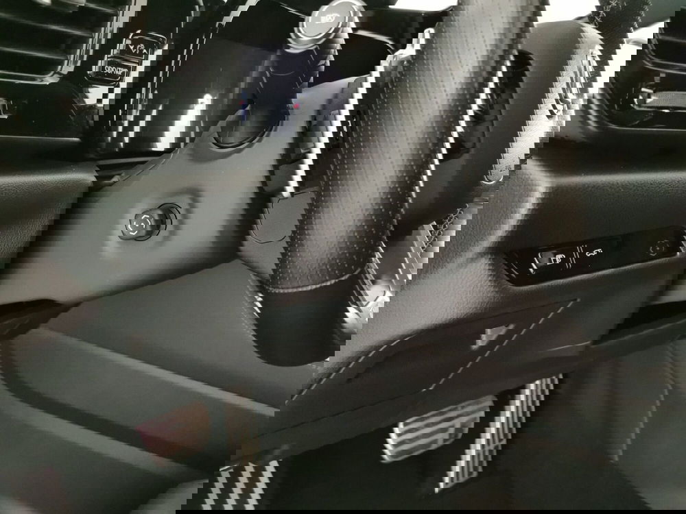 Lexus NX usata a Chieti (12)