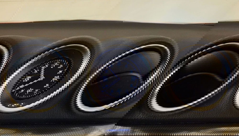 Suzuki Vitara usata a Pavia (14)