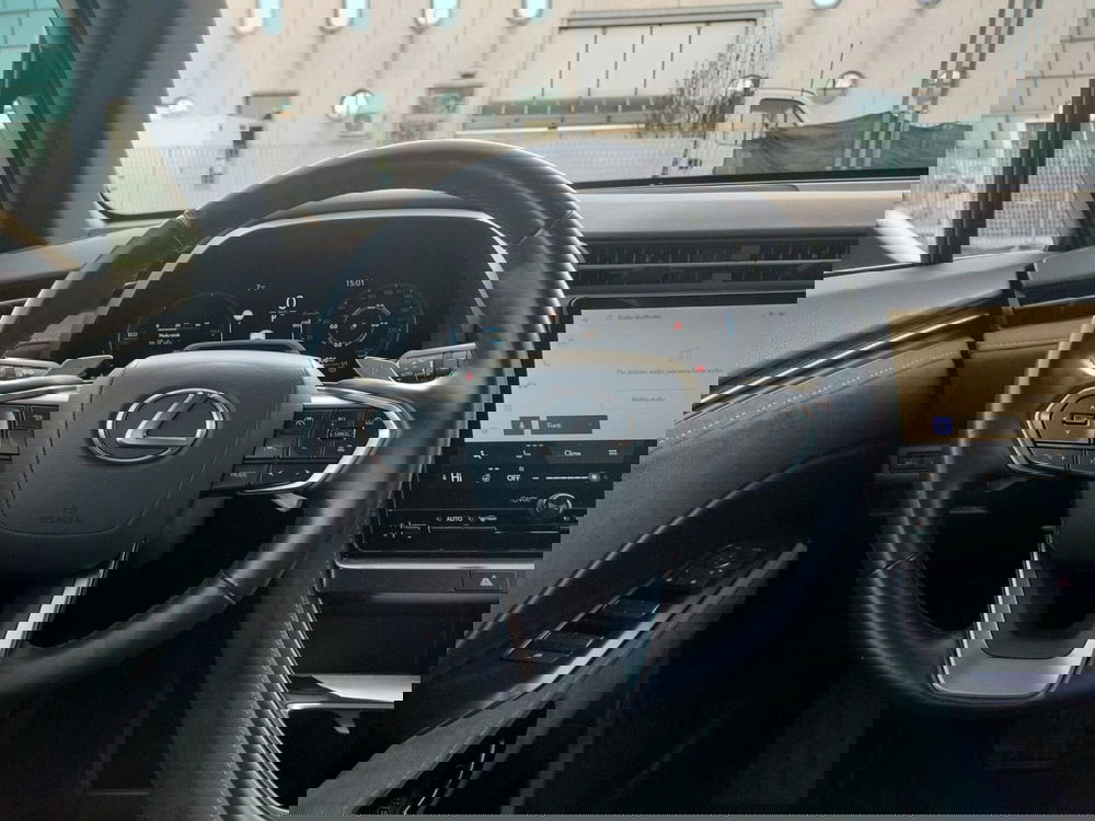 Lexus LBX usata a Modena (8)