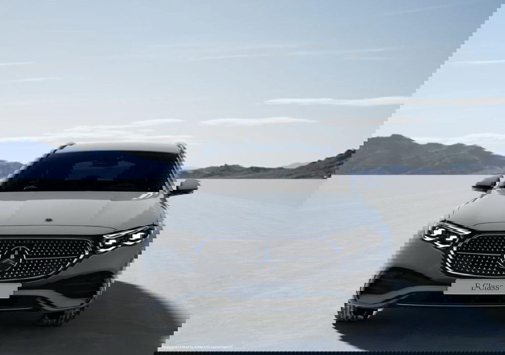 Mercedes-Benz Classe E Station Wagon nuova a Bergamo (4)