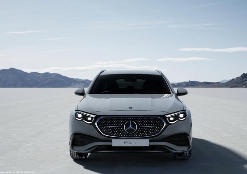 Mercedes-Benz Classe E Station Wagon nuova a Bergamo (4)