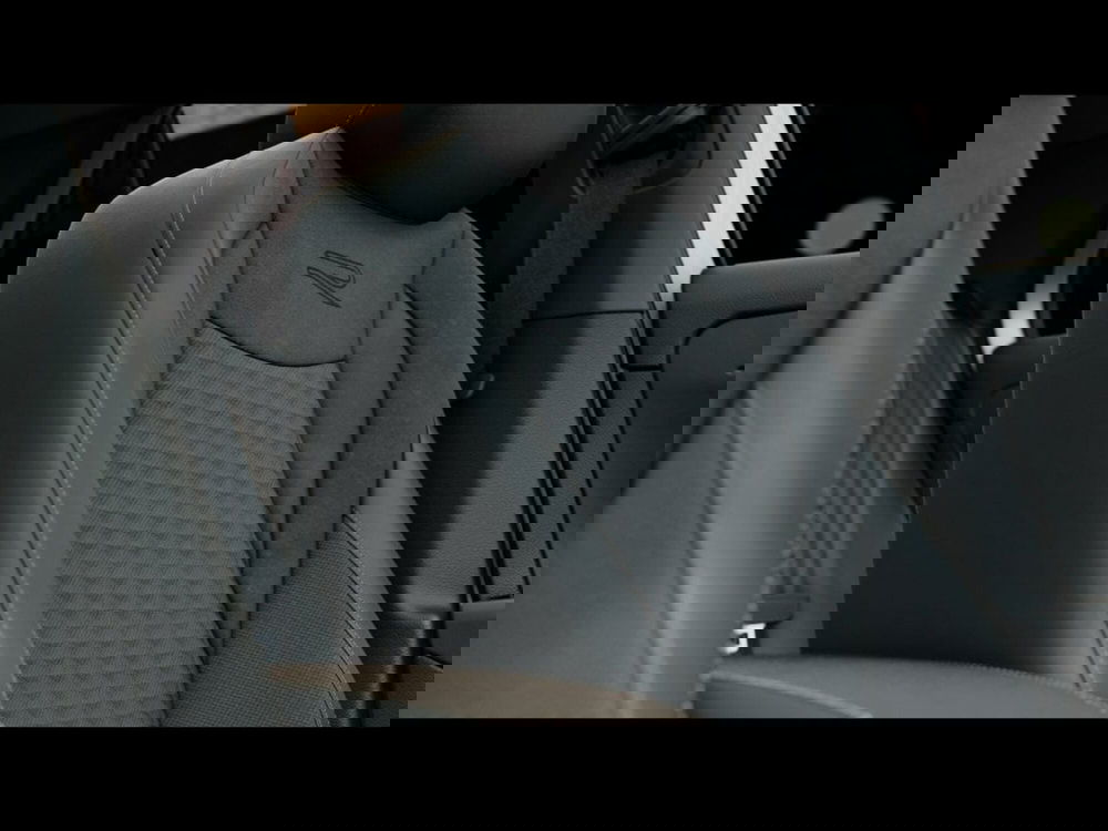 Volkswagen T-Roc nuova a Livorno (7)