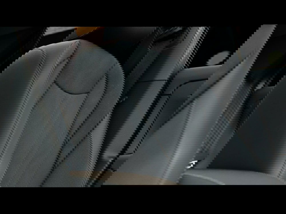 Volkswagen T-Roc nuova a Livorno (7)