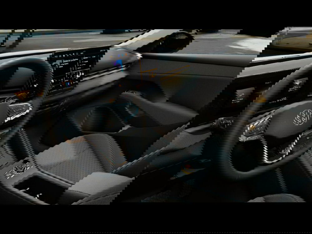 Volkswagen T-Roc nuova a Livorno (6)