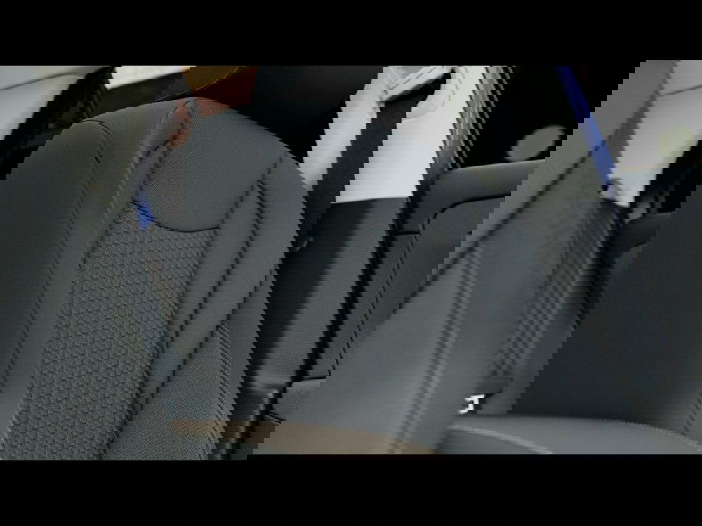 Volkswagen T-Roc nuova a Livorno (7)