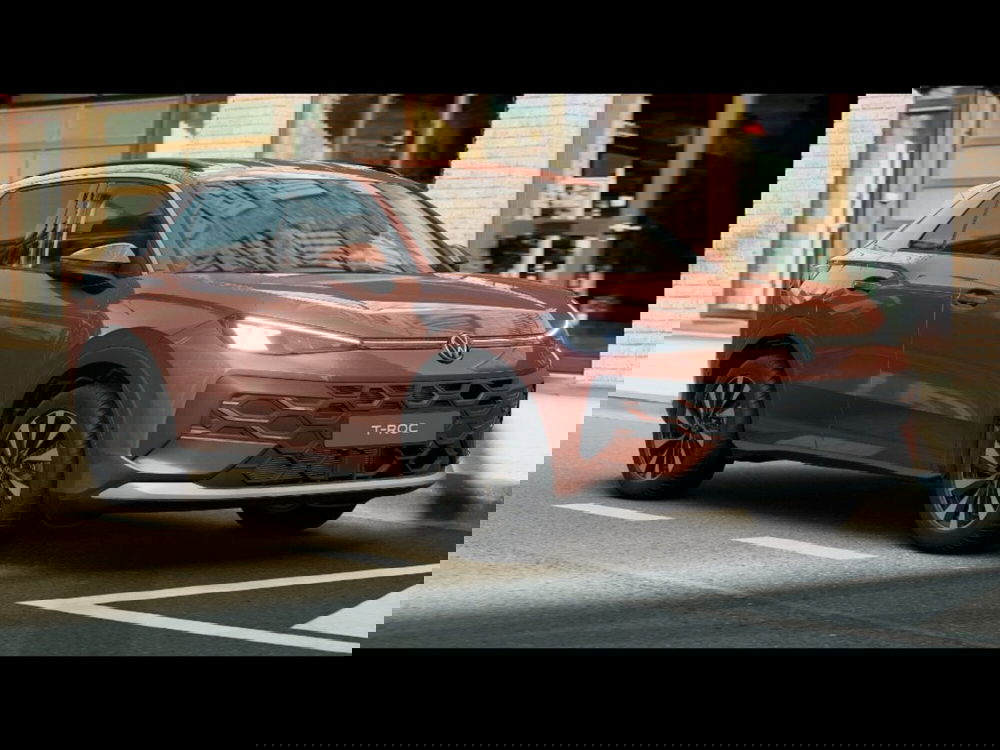 Volkswagen T-Roc nuova a Livorno