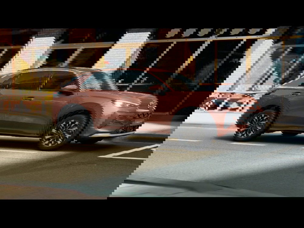 Volkswagen T-Roc nuova a Livorno (3)