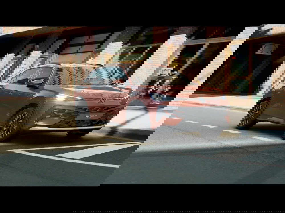 Volkswagen T-Roc nuova a Livorno (4)