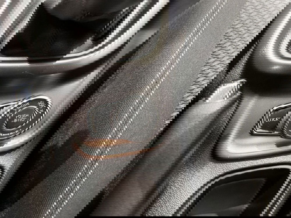 Suzuki Vitara usata a Latina (17)