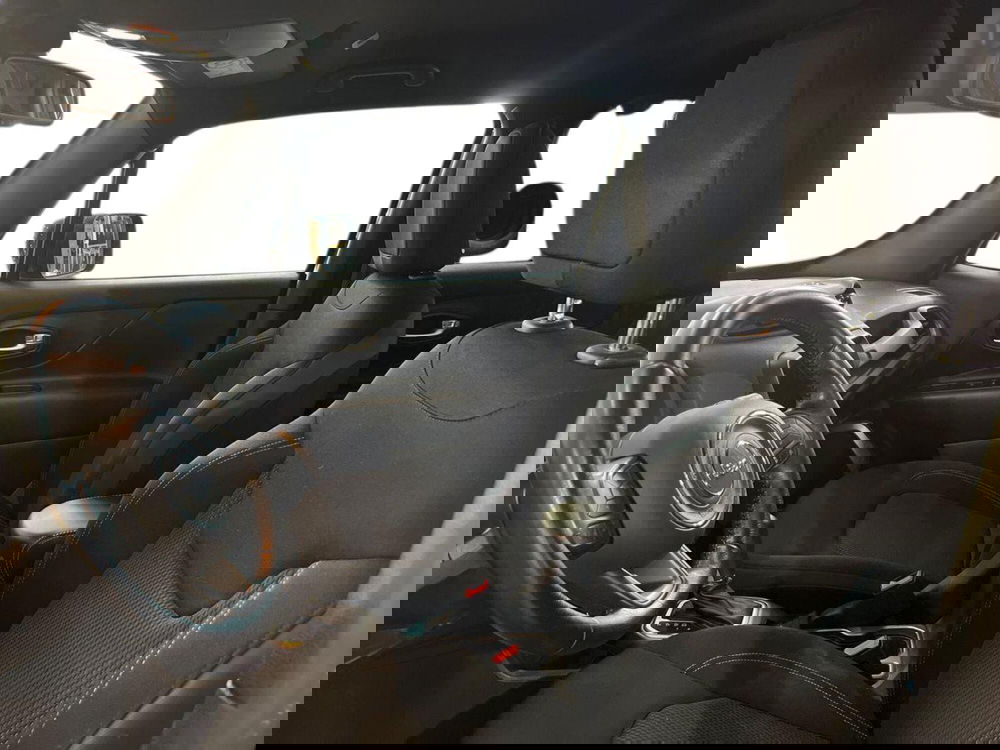 Jeep Renegade usata a Bari (7)