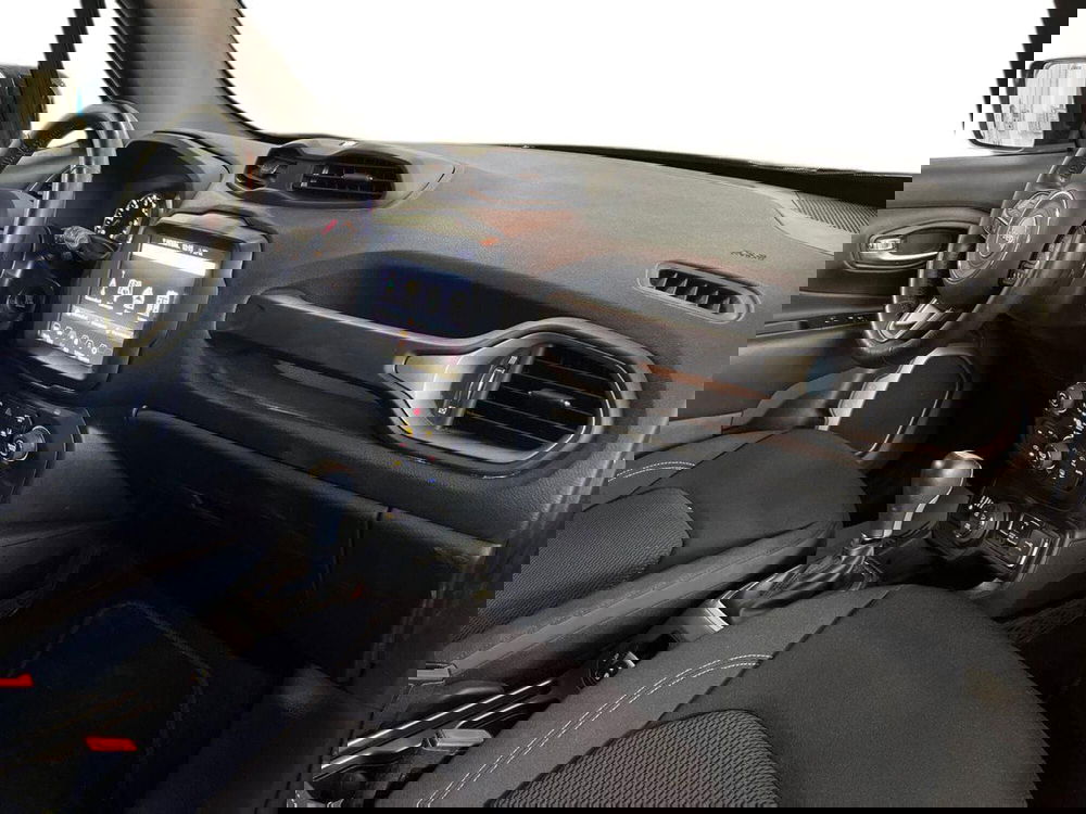 Jeep Renegade usata a Bari (9)