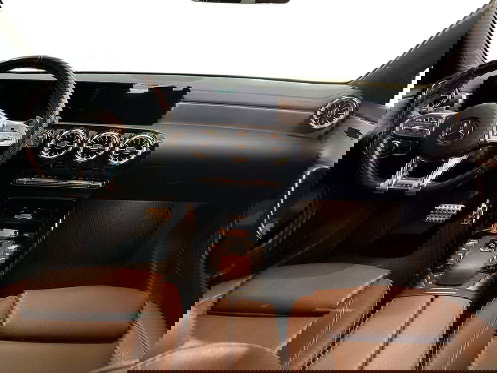 Mercedes-Benz Classe A Sedan usata a Bari (8)