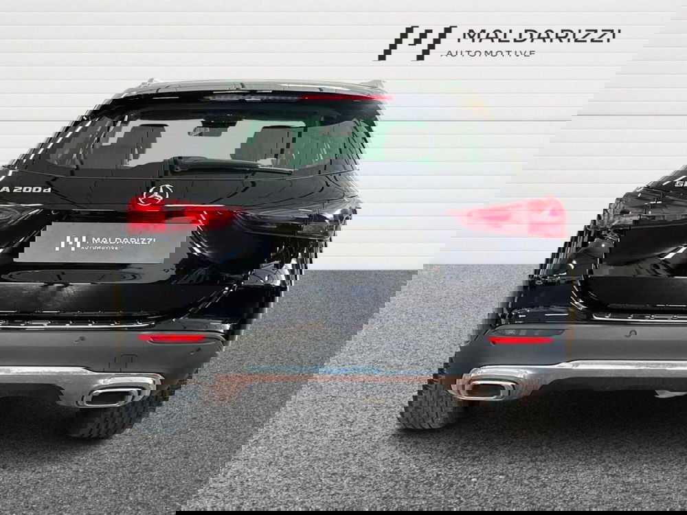 Mercedes-Benz GLA SUV usata a Bari (3)