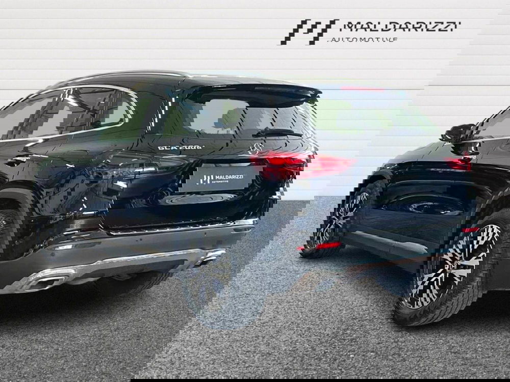 Mercedes-Benz GLA SUV usata a Bari (4)