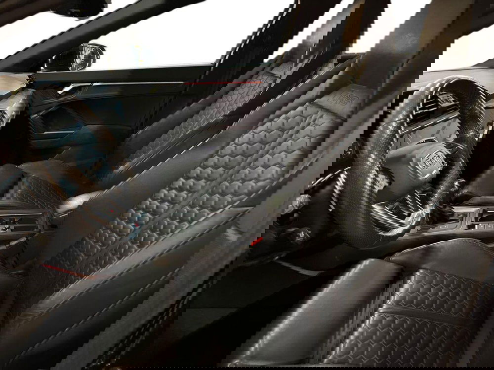 Audi RS Q3 Sportback usata a Bari (7)