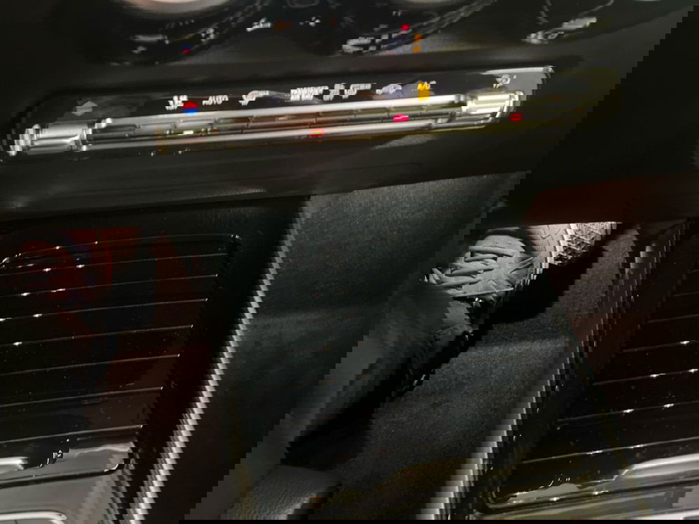 Mercedes-Benz GLB usata a Milano (12)