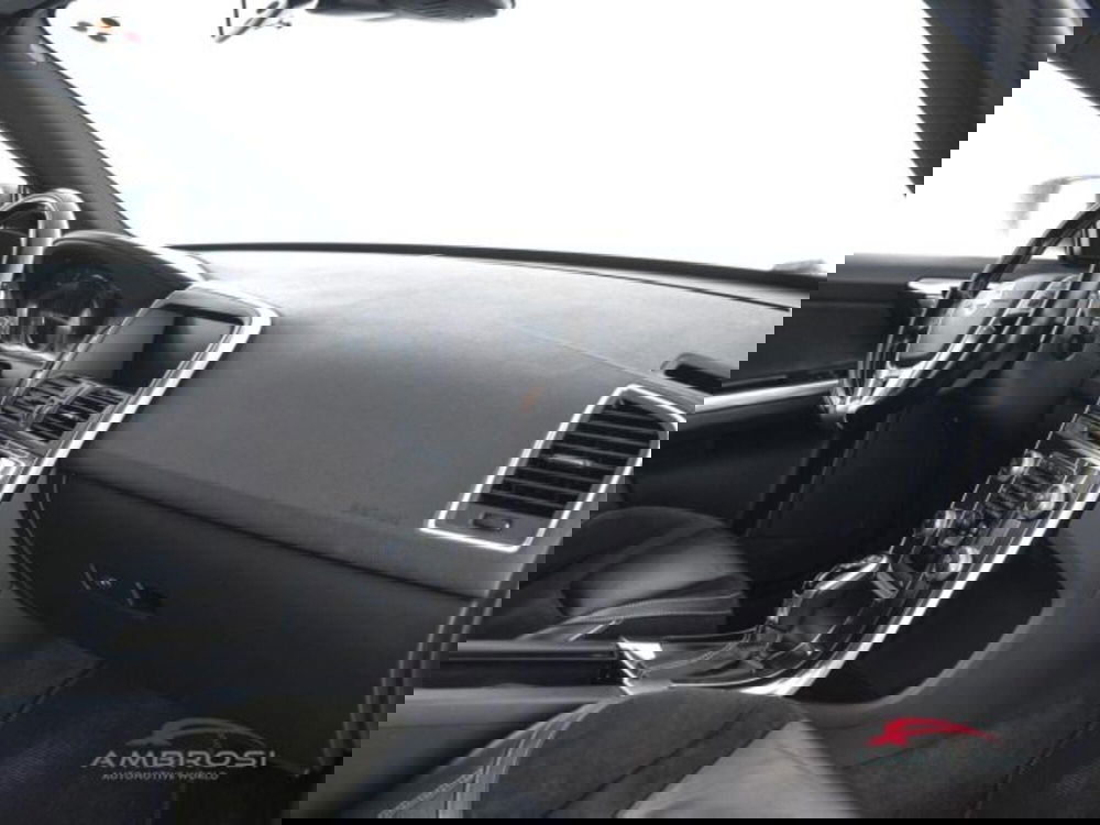 Volvo XC60 usata a Perugia (12)