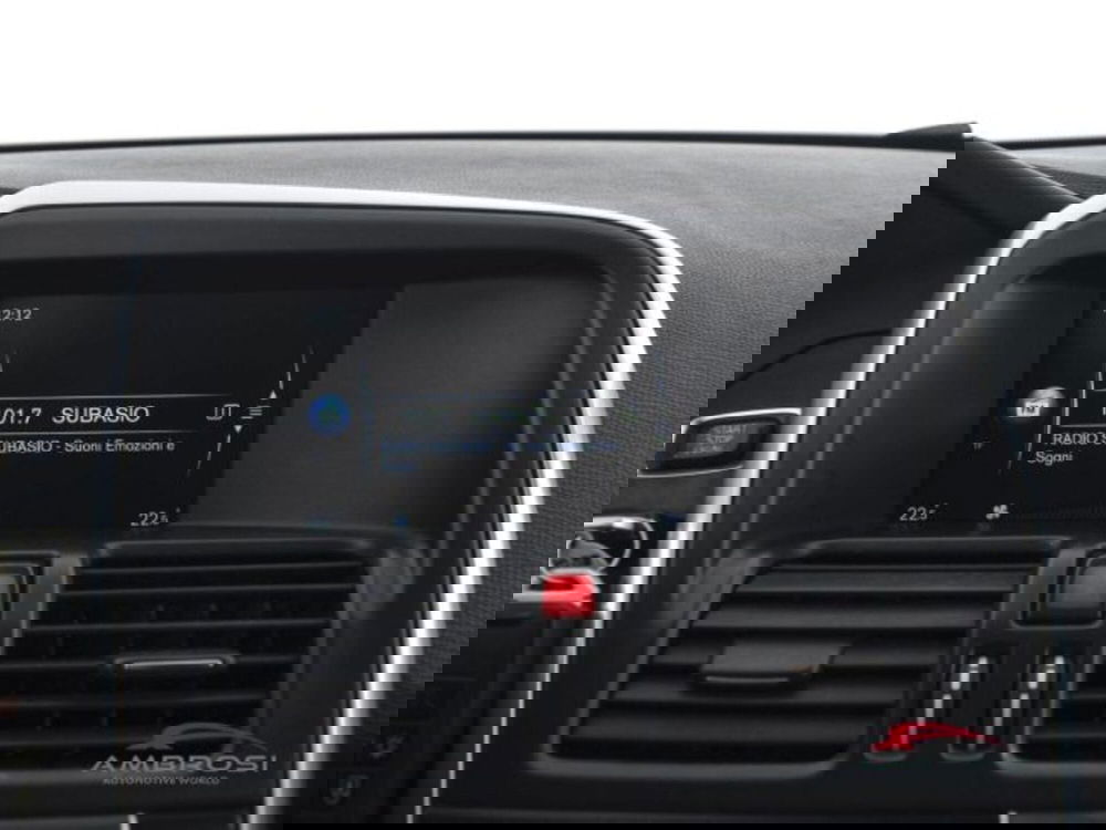 Volvo XC60 usata a Perugia (14)