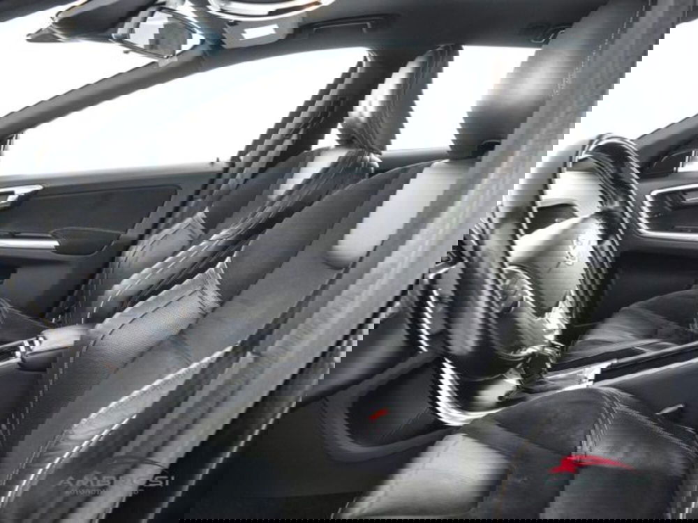 Volvo XC60 usata a Perugia (9)