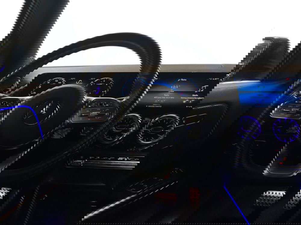 Mercedes-Benz GLA SUV usata a Milano (11)