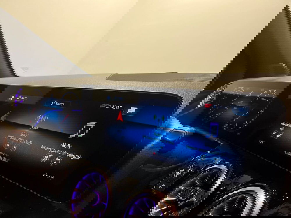 Mercedes-Benz GLA SUV usata a Milano (12)