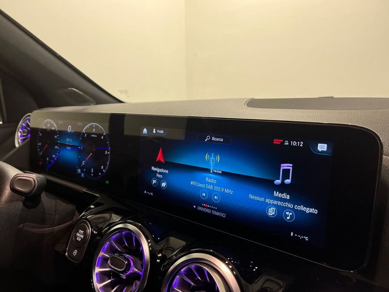 Mercedes-Benz GLA SUV usata a Milano (12)