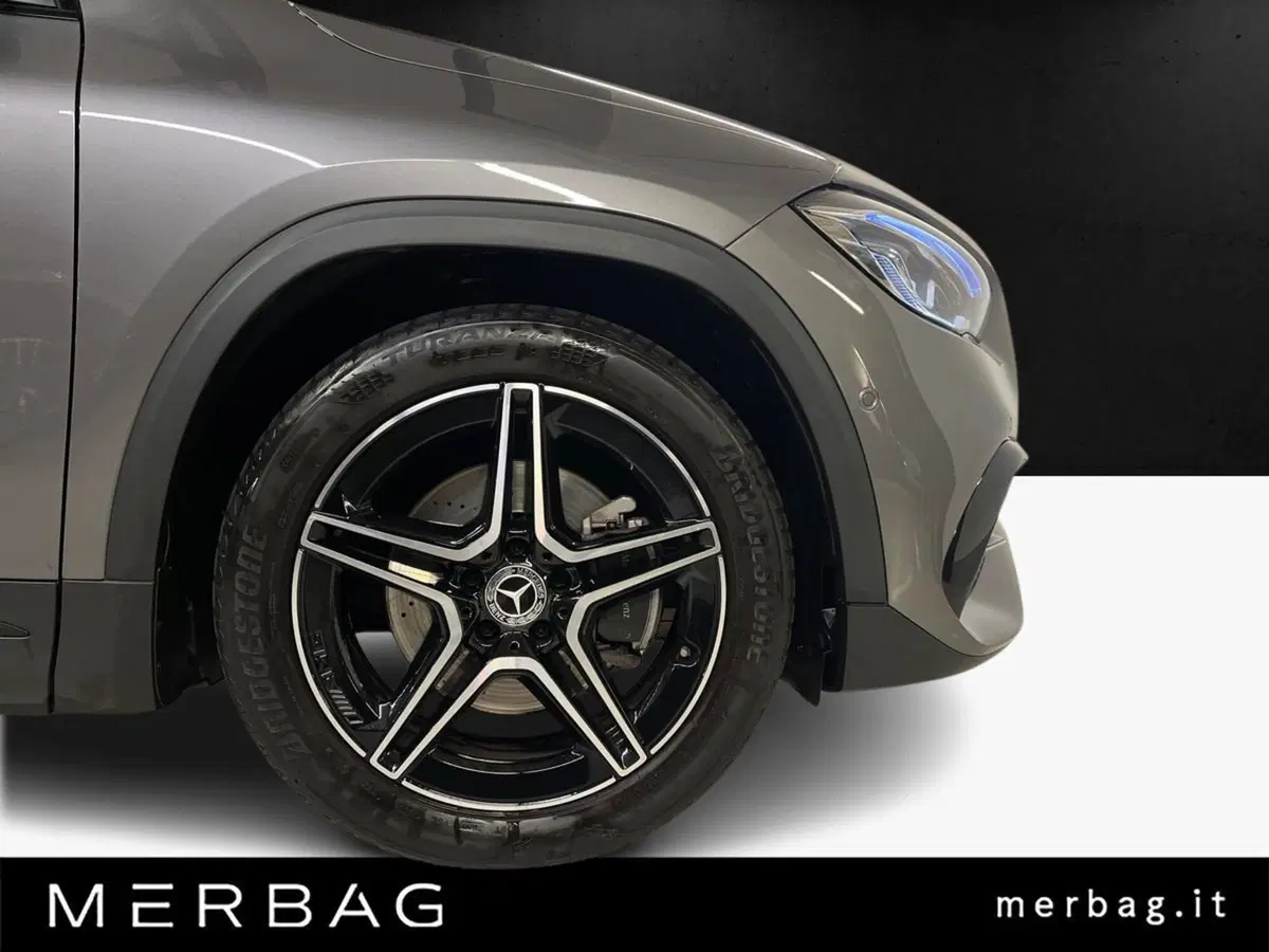 Mercedes-Benz GLA SUV usata a Milano (17)
