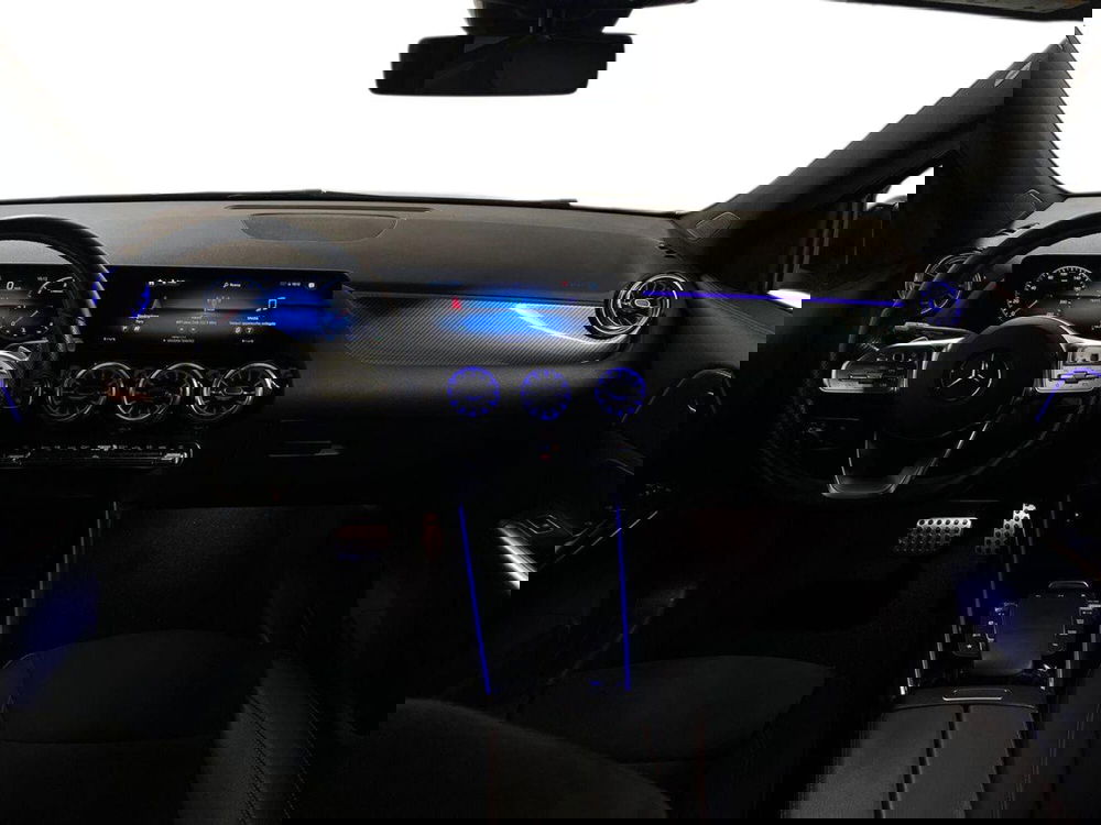 Mercedes-Benz GLA SUV usata a Milano (9)