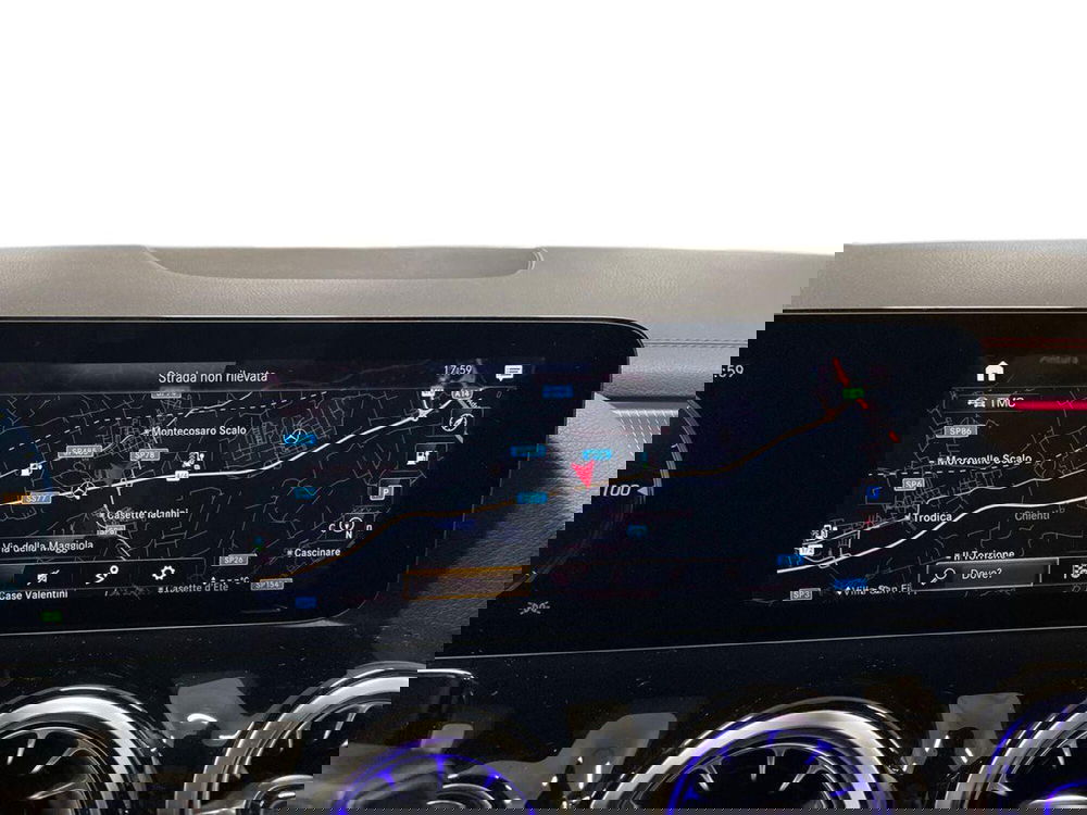 Mercedes-Benz EQA usata a Macerata (15)