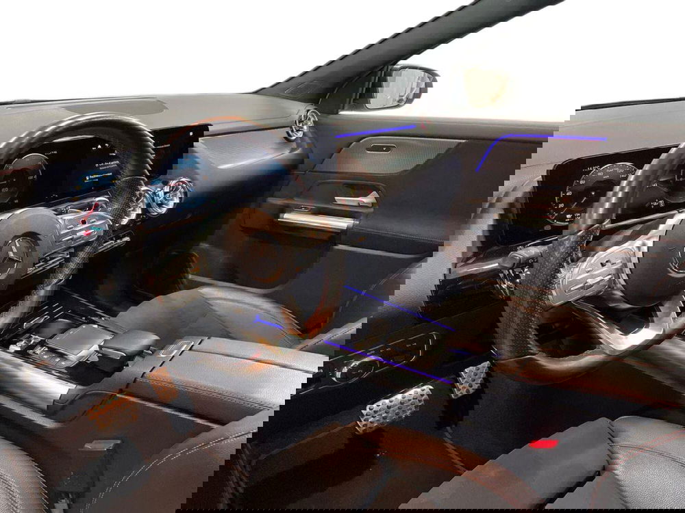 Mercedes-Benz EQA usata a Macerata (16)